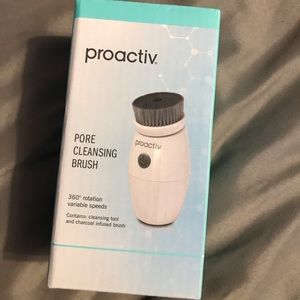 Proactiv Pores Cleansing Brush